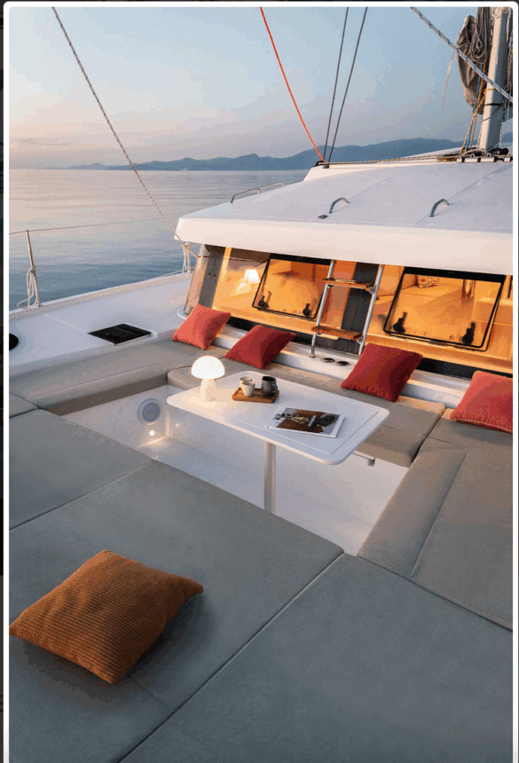 Catamaran Bali 38 pont avant